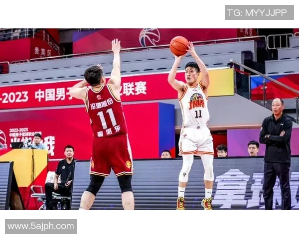 姜伟泽砍下25分琼斯贡献15分6篮板9助攻吉林队客场险胜广州仅差1分